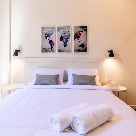 Uhu Bangkok Hotel Ngoại thất bức ảnh