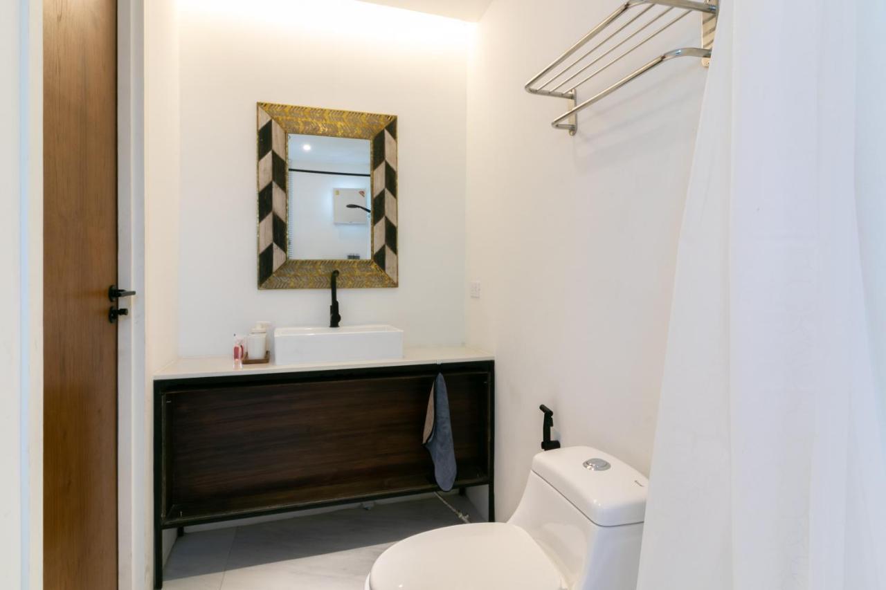 Uhu Bangkok Hotel Ngoại thất bức ảnh